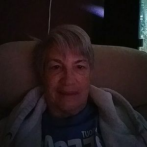 Meet your Posher, Cynthia